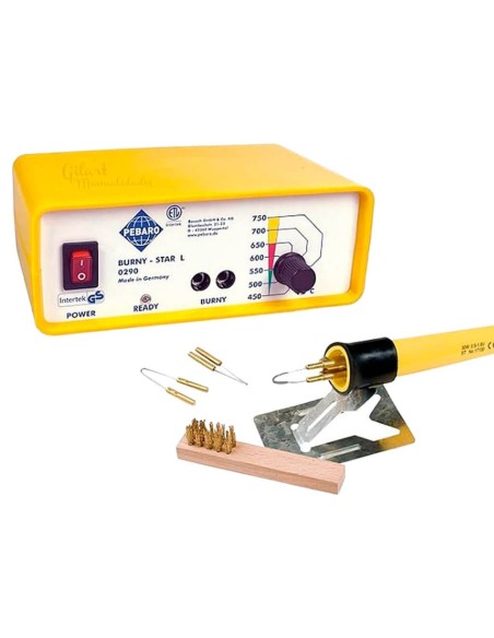 Detalle del soldador profesional Pebaro con puntas intercambiables y cepillo de limpieza incluido.