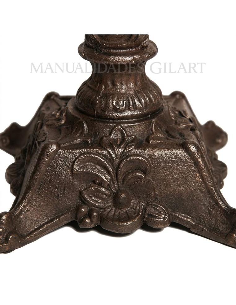 Detalle de base pie Árbol de lámpara en Zamak con acabado Tiffany.