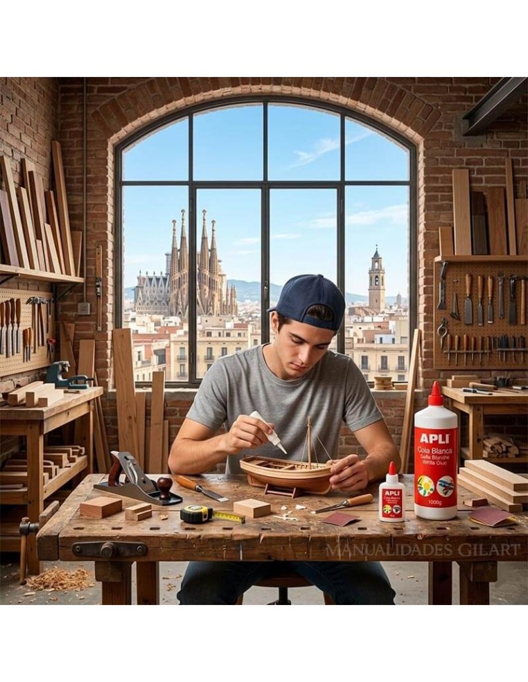 Uso de cola blanca Apli en maquetismo naval: pegado de precisión en piezas de madera para modelos a escala.