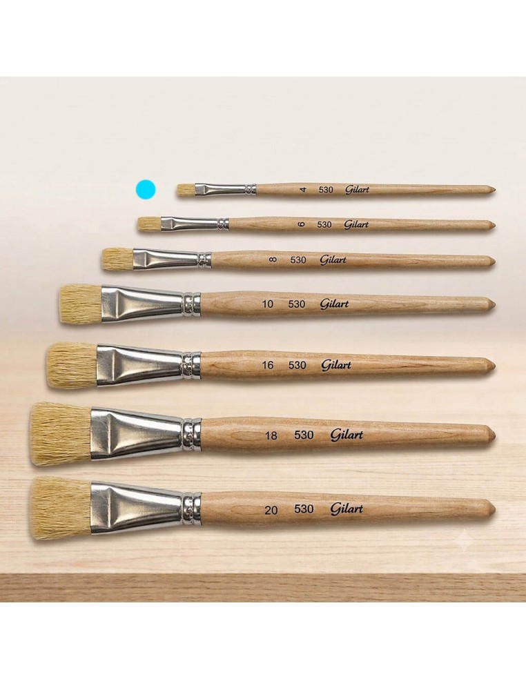 Pincel Plano Gilart 530 nº 4 cerda natural mango corto para detalles y texturas finas