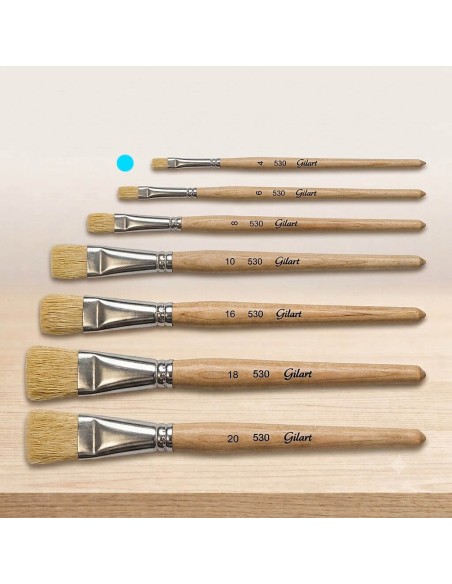 Pincel Plano Gilart 530 nº 4 cerda natural mango corto para detalles y texturas finas