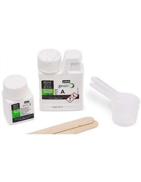 Resina y endurecedor del kit Pébéo Gédéo con accesorios para mezclar