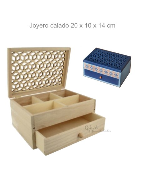Joyero de madera natural con tapa calada, listo para decorar a tu gusto.