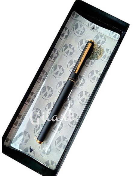 Pluma estilográfica Inoxcrom Sagittarius negra 24 K vista de pluma cerrada Pluma estilográfica Inoxcrom Sagittarius negra 24 K vista de pluma cerrada