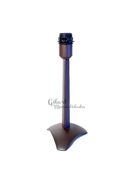 Pie de lámpara triángulo estilo marrón de 31 cm Gilart, ideal para lámparas de sobremesa. Pie de lámpara triángulo estilo marrón de 31 cm Gilart, ideal para lámparas de sobremesa.