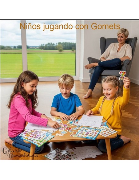 Niños felices exploran su creatividad con gomets geométricos Apli. ¡Aprender jugando!