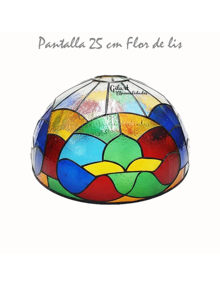 Ejemplo de acabado decorado (Modelo, Flor de Lis). La pantalla se suministra transparente para pintar al gusto.