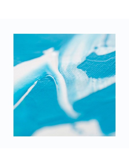 Explora la intensidad de un azul profundo y disfruta creando texturas con volumen.