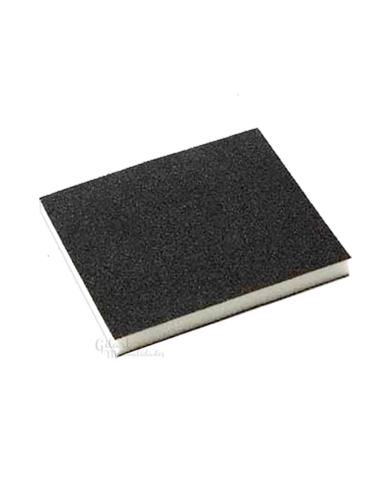 Vista de la esponja de lija fina de doble cara con medidas de 100x120 mm para trabajos de precisión.