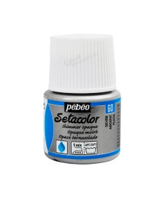 Dale un toque de luz pura a tus prendas con el brillo tornasolado de la plata.