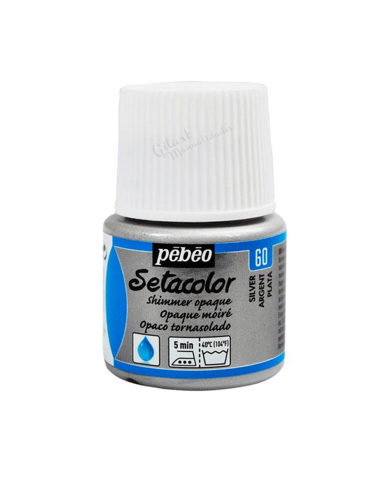 Dale un toque de luz pura a tus prendas con el brillo tornasolado de la plata.