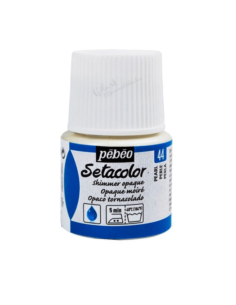 Dale un toque de luz pura a tus prendas con el brillo tornasolado perla.